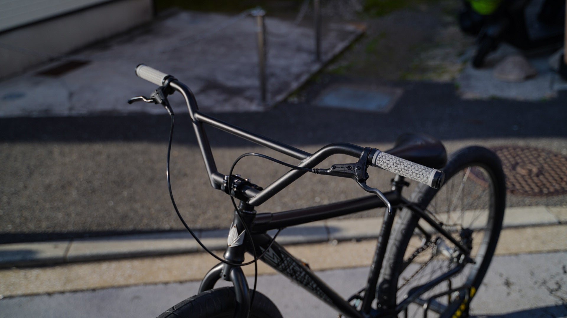 【THRONE】THE GOON Complete Bike - Shadow - LINKEY CYCLE【THRONE】THE GOON Complete Bike - Shadow - 