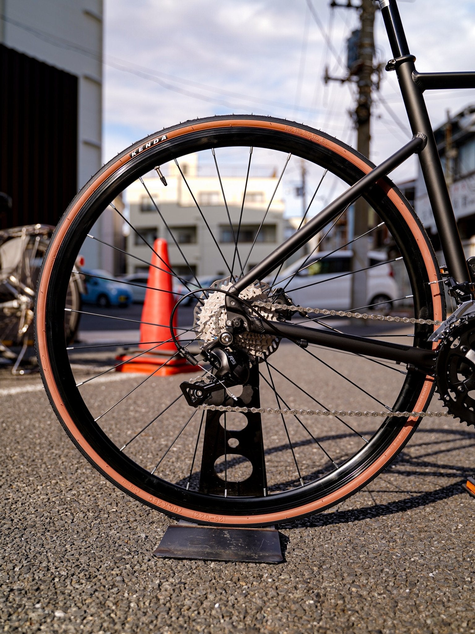 【UNIZE】AVIS 520 Custom Complete Bike -Black - LINKEY CYCLE【UNIZE】AVIS 520 Custom Complete Bike -Black-